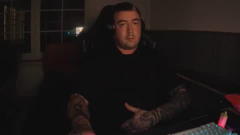 Snapshot of berto3389 chatting on 04.09.26 berto3389 online show from 04.09.26