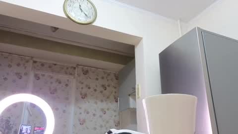 best_ass2000 online show from 12.15.25