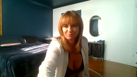 Sexymilf13 online show from 01.22.25