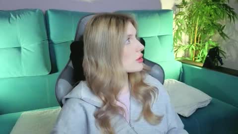 Danny and Kira online show from 09.20.25