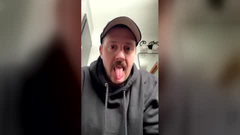 Snapshot of bestfriend123456 chatting on 02.12.26 bestfriend123456 online show from 02.12.26