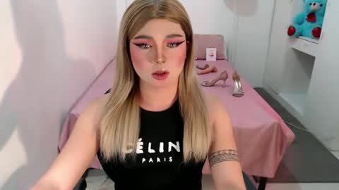 Snapshot of bestgirljulia chatting on 09.29.25 bestgirljulia online show from 09.29.25
