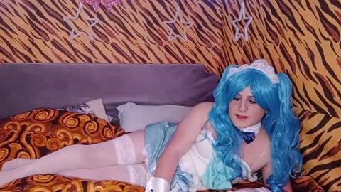 Snapshot of beth_cum90 chatting on 12.21.24 Elisabeth online show from 12.21.24