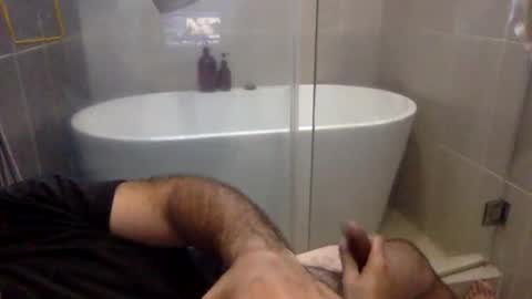 Snapshot of betoooox chatting on 02.11.25 Virtual Gentleman online show from 02.11.25