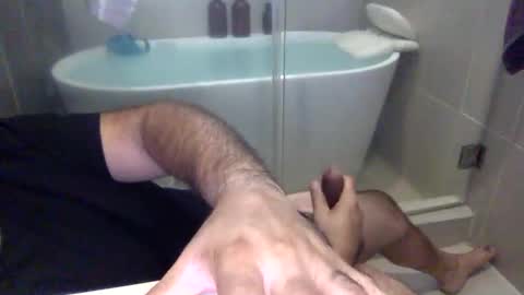 Snapshot of betoooox chatting on 03.07.25 Virtual Gentleman online show from 03.07.25