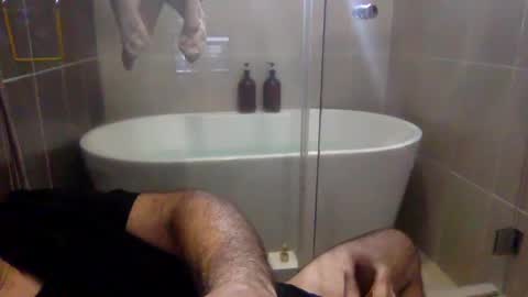 Snapshot of betoooox chatting on 09.27.25 Virtual Gentleman online show from 09.27.25