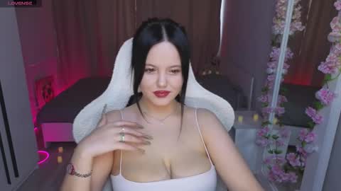 Betty online show from 10.13.25