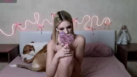 Betty and Oscar online show from 12.03.25