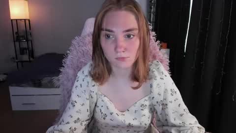 Snapshot of betty_witchy chatting on 05.11.26 Dory make me happier online show from 05.11.26