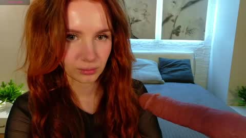 Snapshot of bettyrouse chatting on 06.04.26 Betty online show from 06.04.26