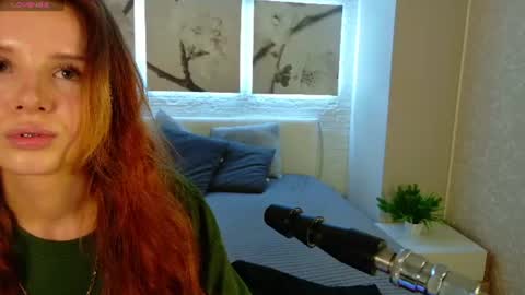 Snapshot of bettyrouse chatting on 06.13.26 Betty online show from 06.13.26