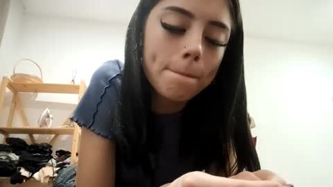 Snapshot of bettyshroyer chatting on 11.03.25 Emma online show from 11.03.25