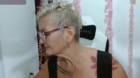 Snapshot of bety_cum3 chatting on 07.14.26 bibiana online show from 07.14.26