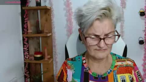Snapshot of bety_cum3 chatting on 07.20.26 bibiana online show from 07.20.26