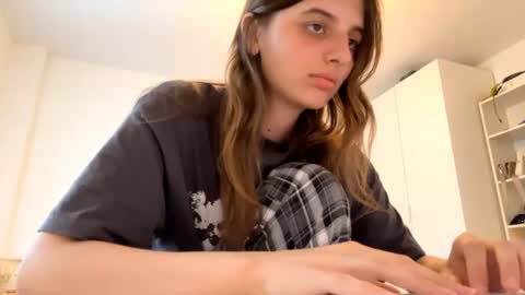 Snapshot of beulahweikert chatting on 06.24.26 Lina online show from 06.24.26