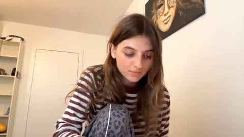Snapshot of beulahweikert chatting on 07.15.26 Lina online show from 07.15.26
