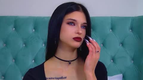 Snapshot of beverlyyork chatting on 09.09.25 Beverly online show from 09.09.25