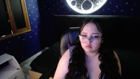 Snapshot of beyota_11 chatting on 12.13.25 beyota online show from 12.13.25