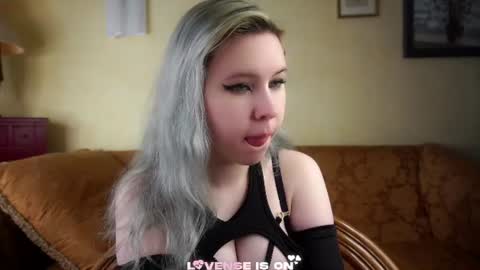 Eliz online show from 07.12.26