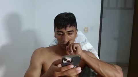 Snapshot of bfernando_05 chatting on 02.02.26 BAYRON online show from 02.02.26