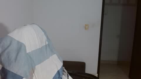 Snapshot of bfernando_05 chatting on 02.05.26 BAYRON online show from 02.05.26