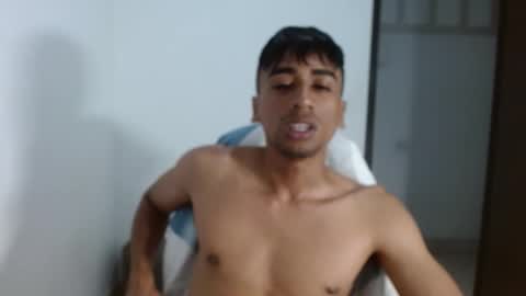 Snapshot of bfernando_05 chatting on 03.08.26 BAYRON online show from 03.08.26