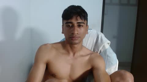 Snapshot of bfernando_05 chatting on 03.10.26 BAYRON online show from 03.10.26