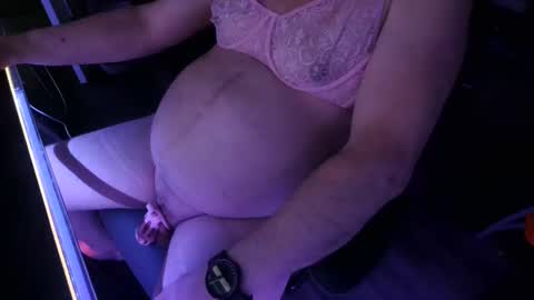 Snapshot of bi_chubby_sub61 chatting on 02.15.25 Redmoon online show from 02.15.25