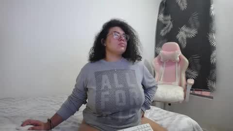 Snapshot of bianca_boobs chatting on 02.14.25 Bianca Tuesday to Sunday from 2am to 6am UTC-5 online show from 02.14.25