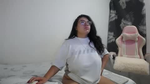 Snapshot of bianca_boobs chatting on 10.01.25 Bianca Tuesday to Sunday from 2am to 6am UTC-5 online show from 10.01.25