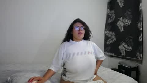 Bianca Tuesday to Sunday from 2am to 6am UTC-5 online show from 04.23.26