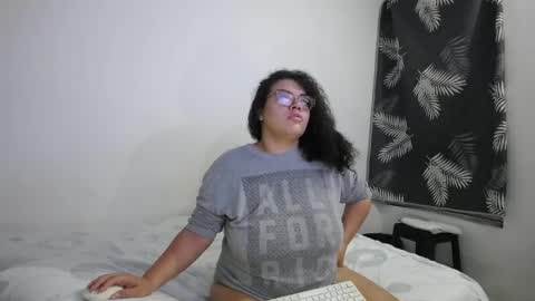 Bianca Tuesday to Sunday from 2am to 6am UTC-5 online show from 05.06.26