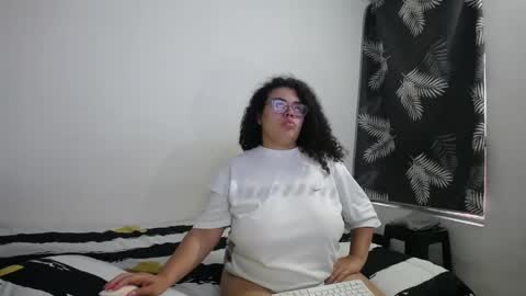 Bianca Tuesday to Sunday from 2am to 6am UTC-5 online show from 05.16.26