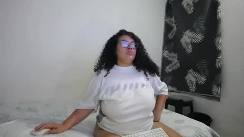 Bianca Tuesday to Sunday from 2am to 6am UTC-5 online show from 05.20.26