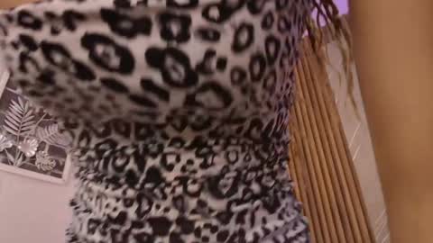 biancaa__18 online show from 04.28.26