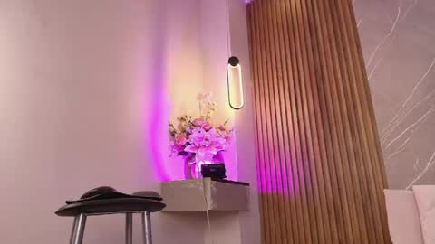 Snapshot of biancaa__18 chatting on 05.27.26 biancaa__18 online show from 05.27.26