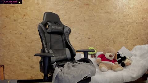 Biancastrong.. IGThebiancastrong online show from 01.09.25