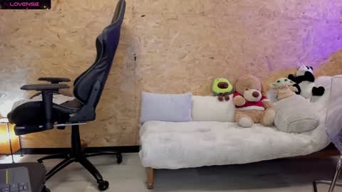 Biancastrong.. IGThebiancastrong online show from 01.10.25