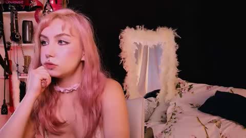 Snapshot of bibi_iva chatting on 10.06.25 bibi_iva online show from 10.06.25