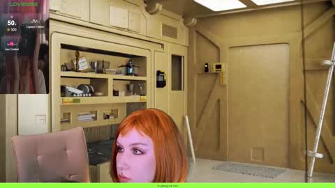 Snapshot of bibi_iva chatting on 10.28.25 bibi_iva online show from 10.28.25