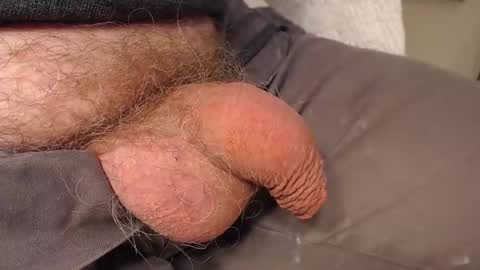 Snapshot of big_bums_4me chatting on 02.14.25 Big Bums 4me online show from 02.14.25