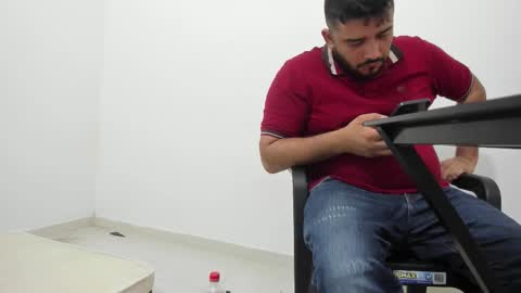 Snapshot of big_dad69 chatting on 09.10.25 Tommy online show from 09.10.25