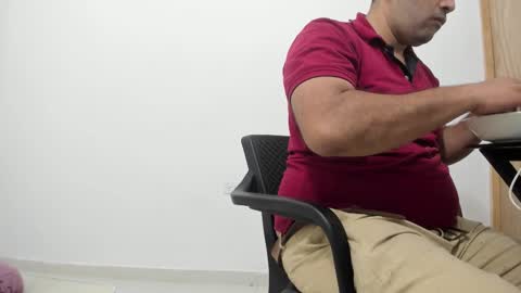 Snapshot of big_dad69 chatting on 11.27.25 Tommy online show from 11.27.25