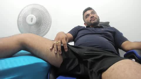 Snapshot of big_dad69 chatting on 02.02.26 Tommy online show from 02.02.26