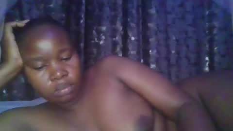 Snapshot of big_diva chatting on 10.24.25 big_diva online show from 10.24.25