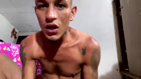 Snapshot of big_latin666 chatting on 01.01.25 Stiven Leon online show from 01.01.25