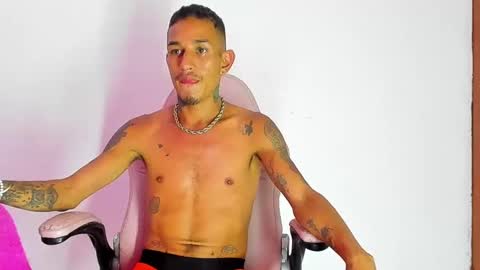 Snapshot of big_latin666 chatting on 02.06.25 Stiven Leon online show from 02.06.25