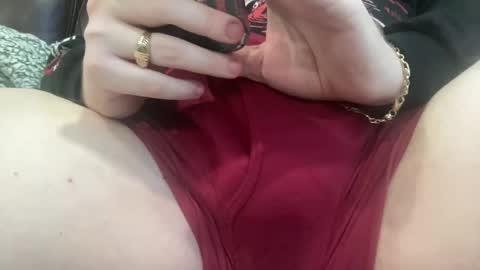 Snapshot of big_pesch chatting on 10.21.25 Big Pesch online show from 10.21.25