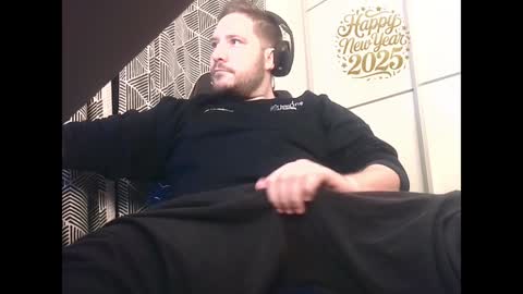 Snapshot of big_sele chatting on 01.02.25 bigbroly88 online show from 01.02.25