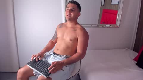 Tylerr online show from 09.19.25